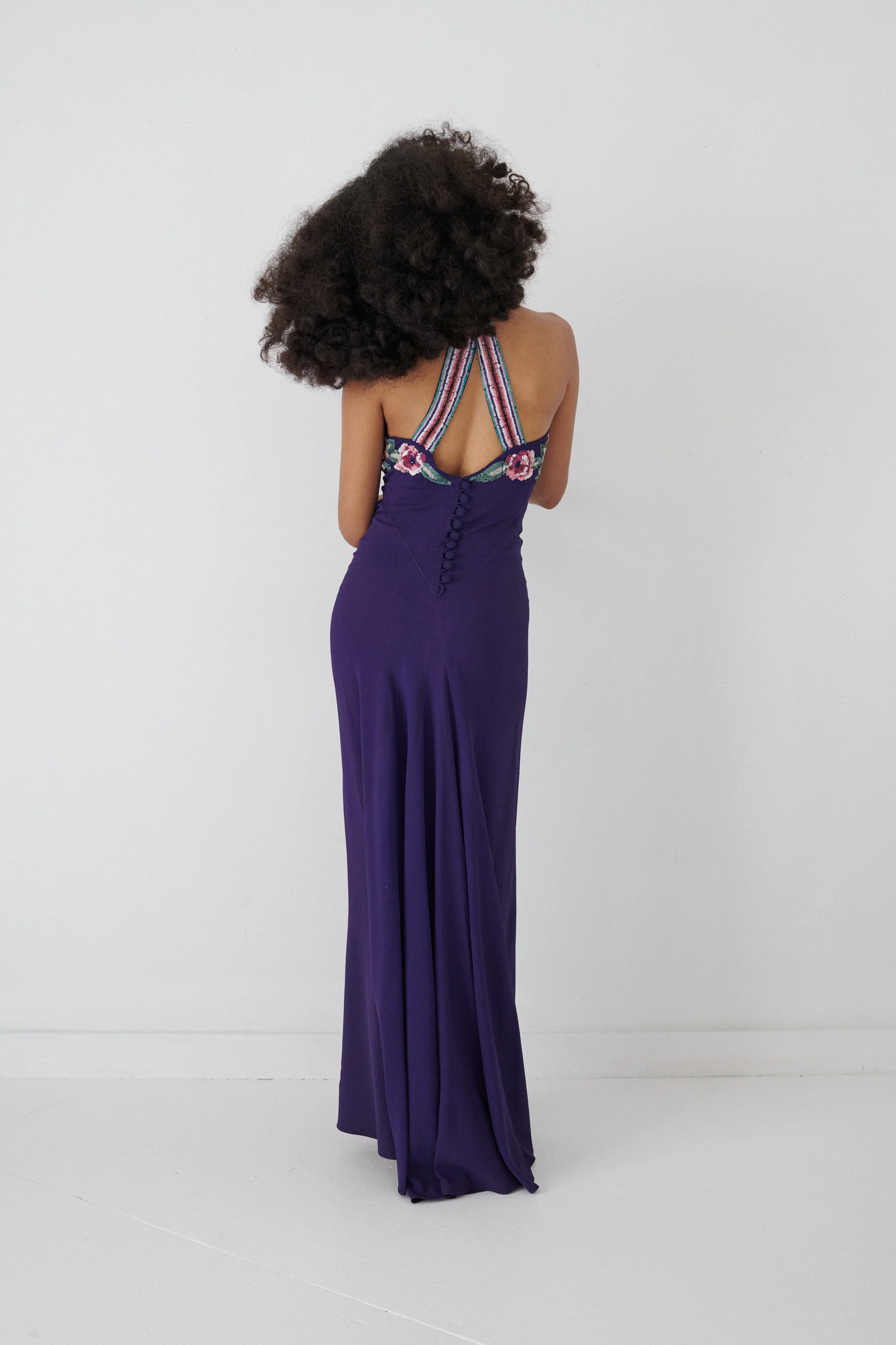 1930s Sequin Flower Gown - Image 9