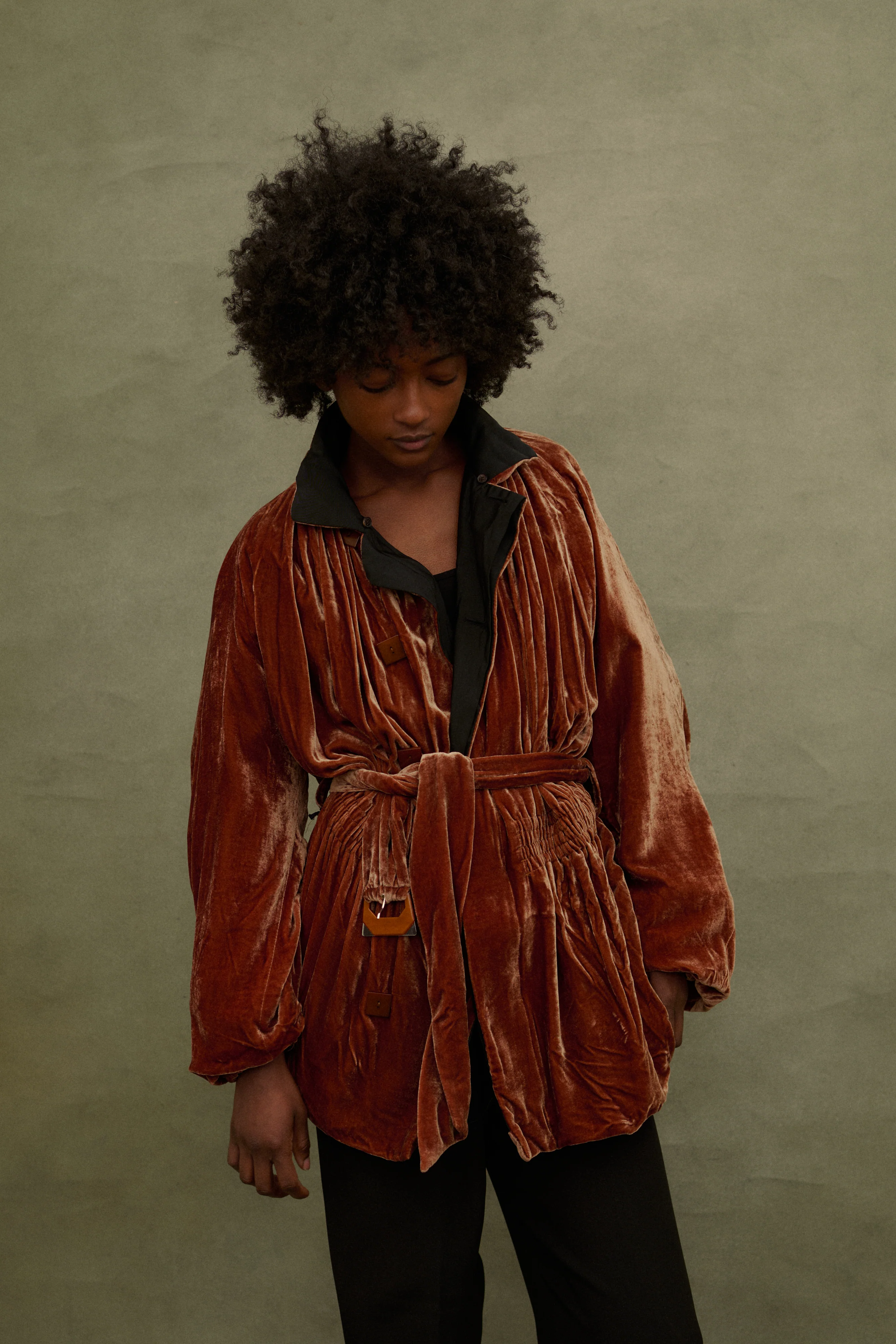 1990s JPG Velvet Coat - Image 14