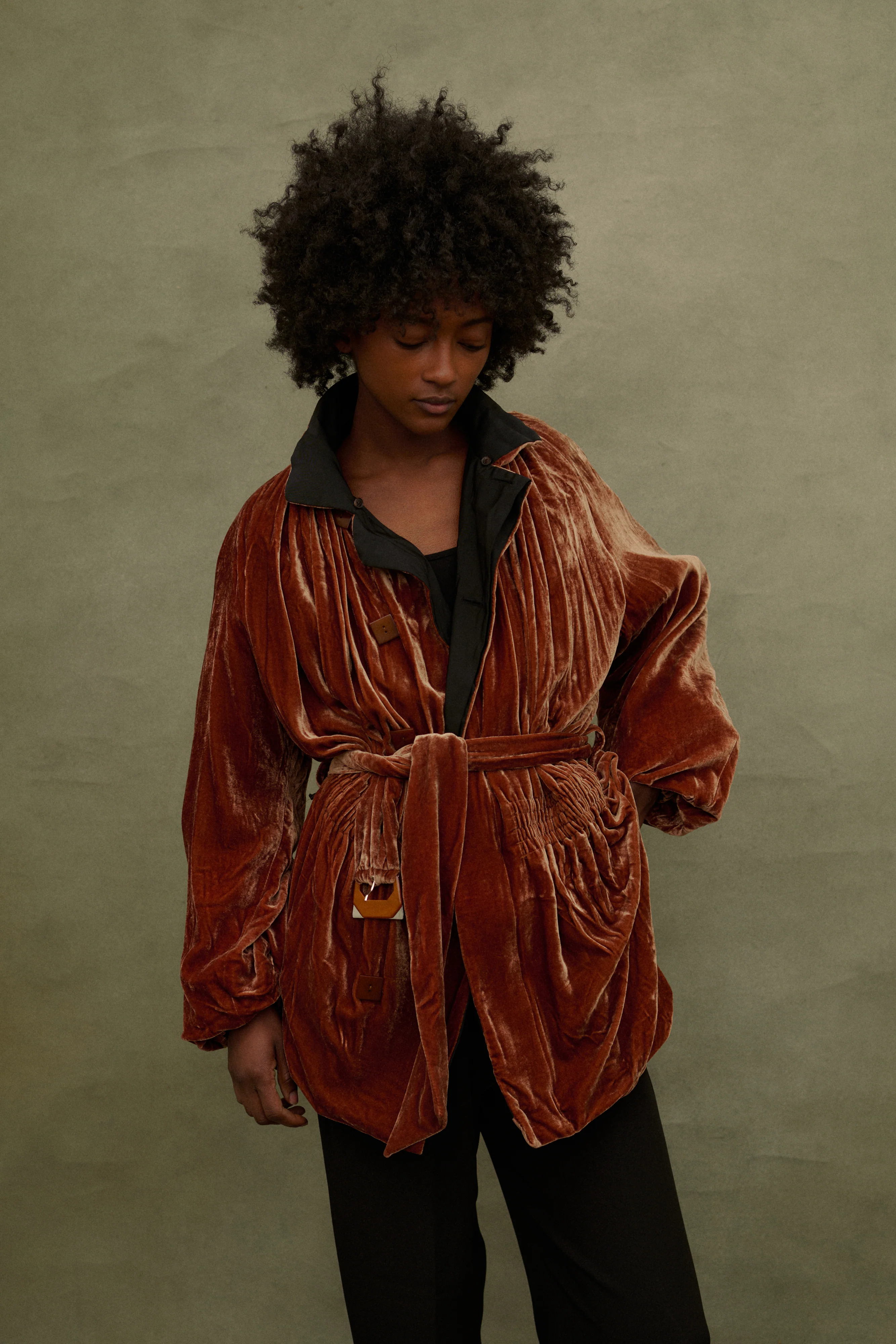 1990s JPG Velvet Coat - Image 15