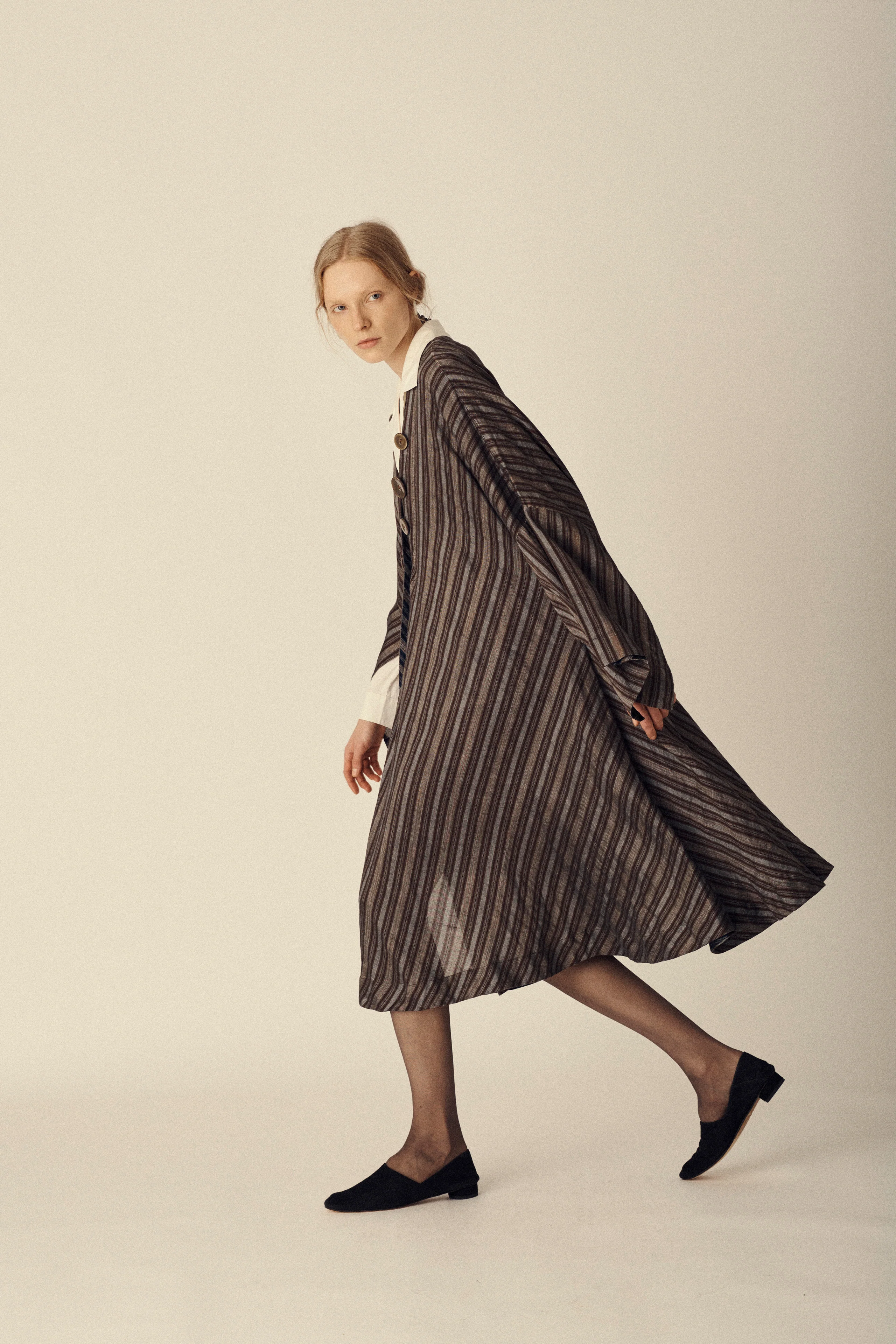1995 Romeo Gigli Flax Dress - Image 3
