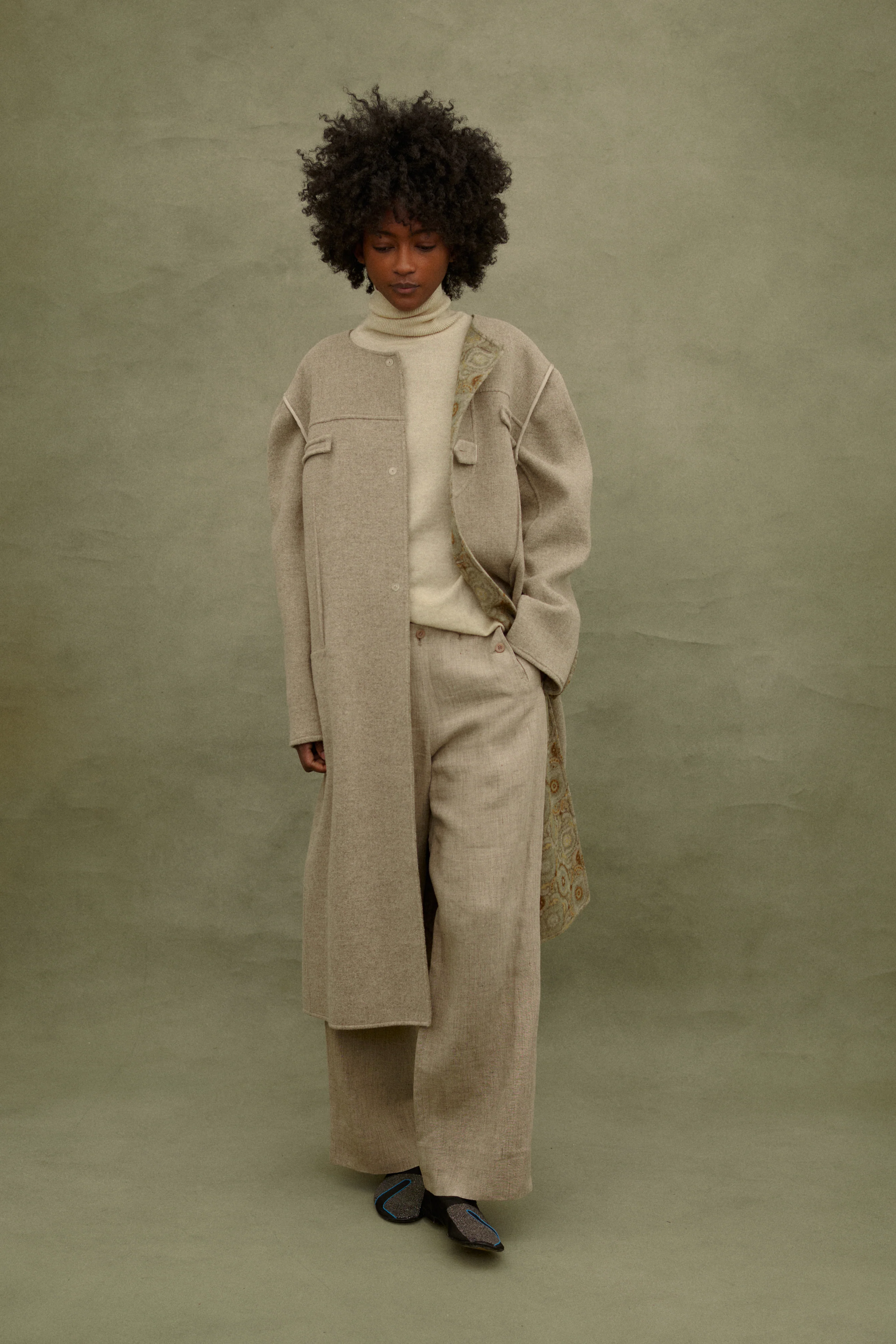 Bill Blass Wool Coat - Image 13