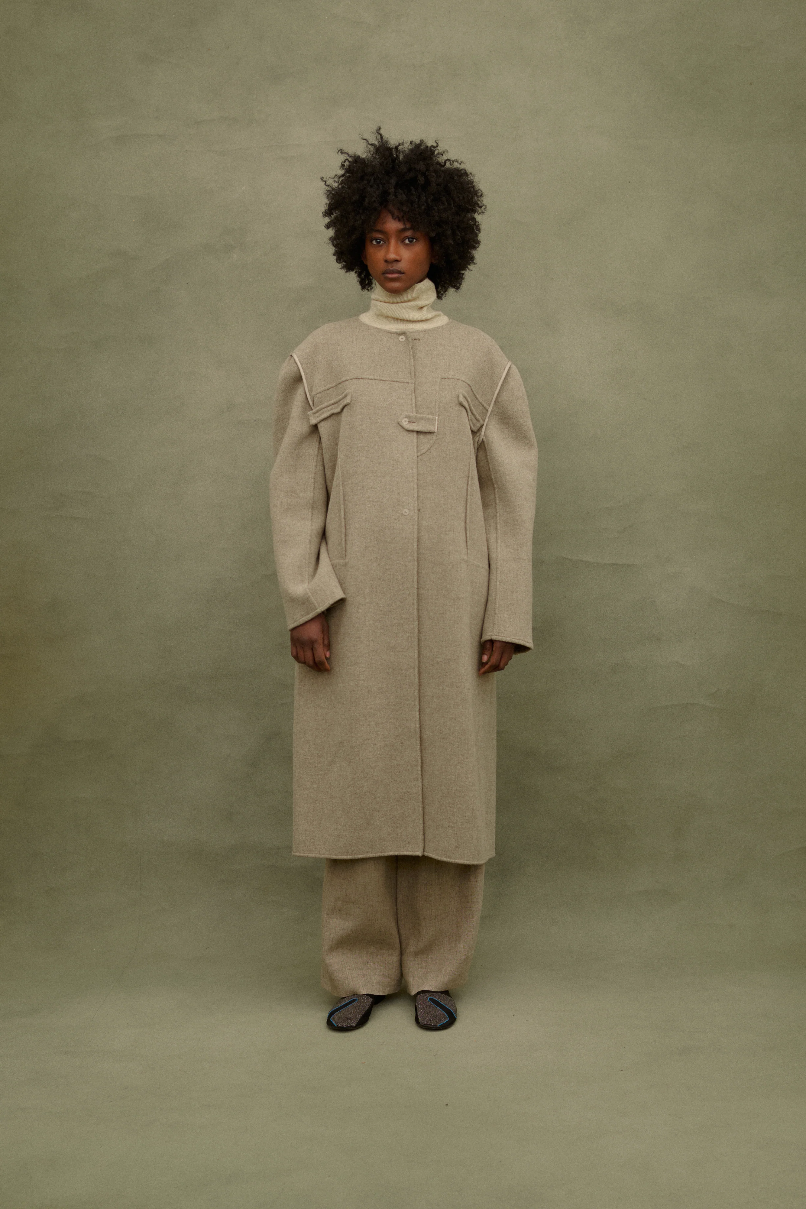 Bill Blass Wool Coat - Image 15