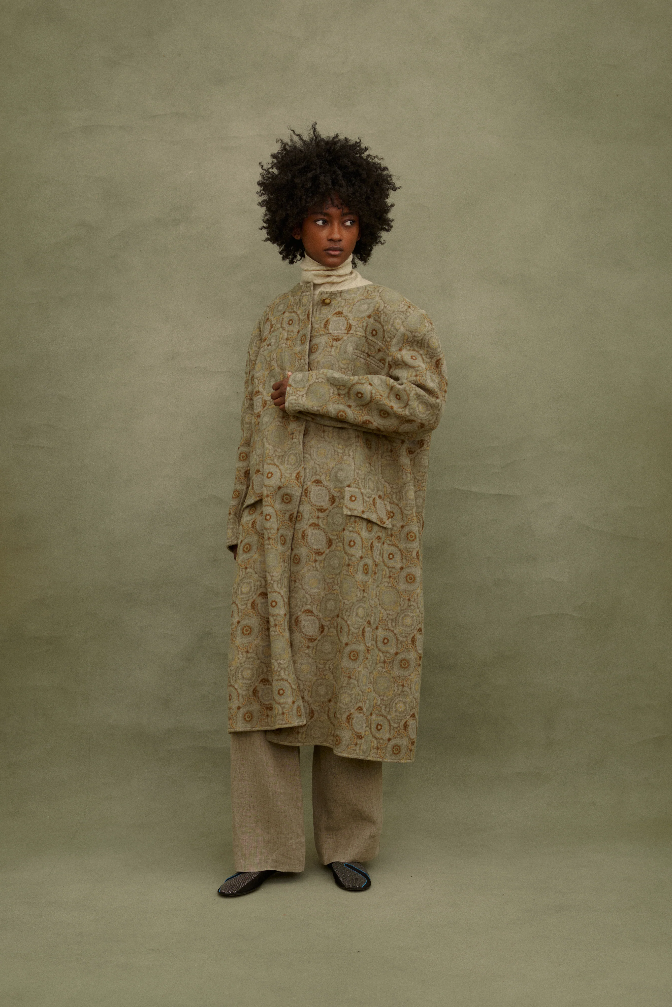 Bill Blass Wool Coat - Image 17