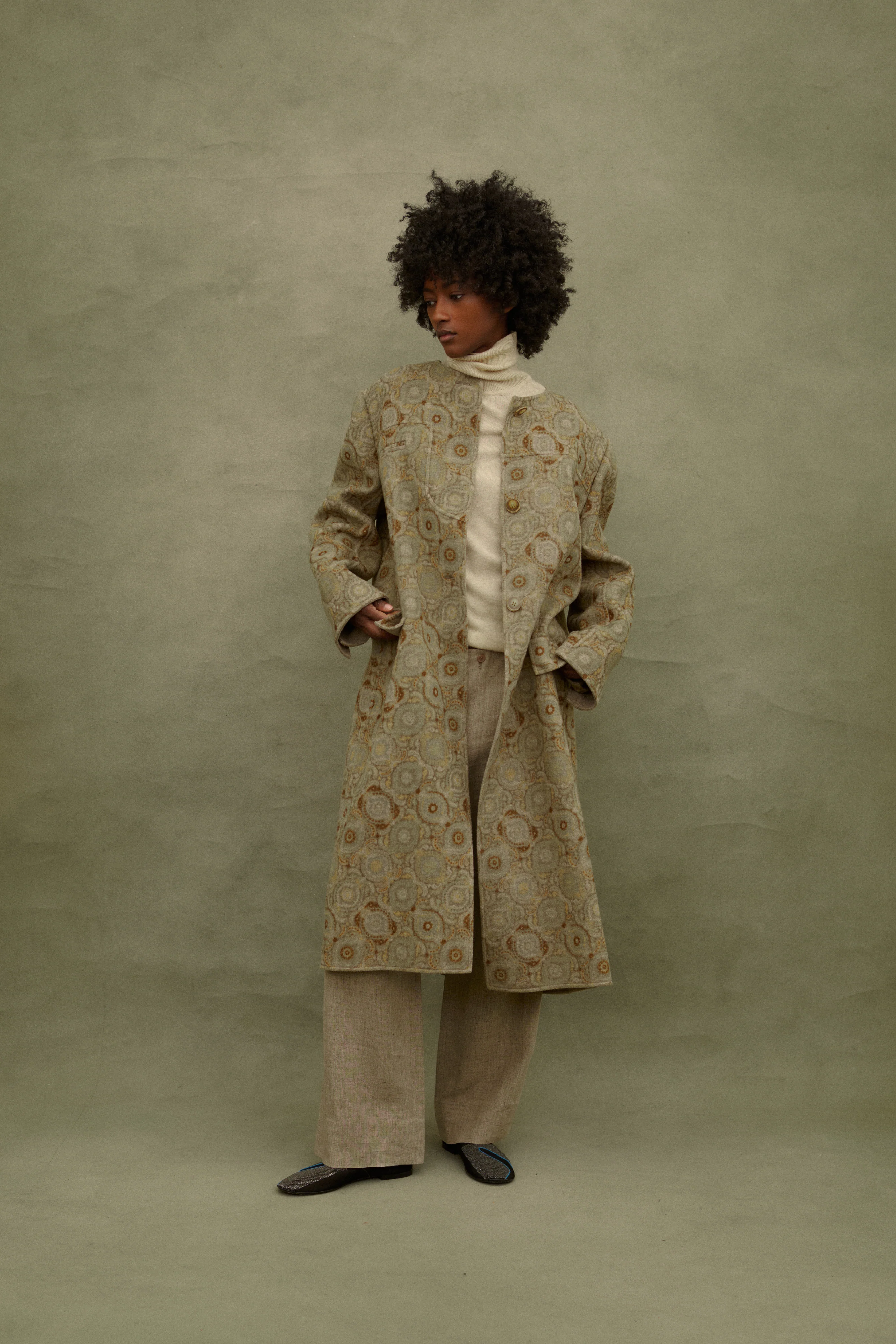 Bill Blass Wool Coat - Image 20