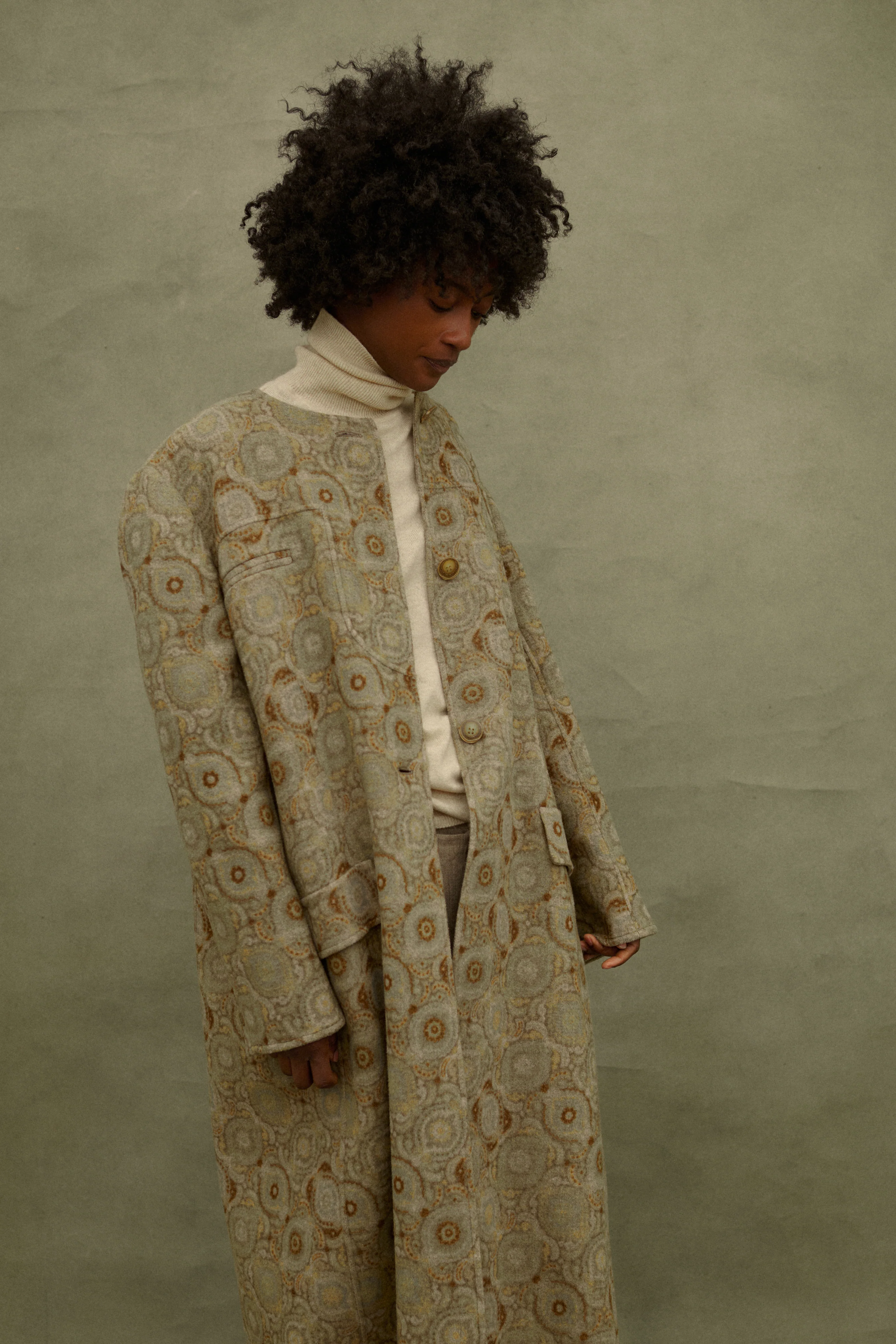 Bill Blass Wool Coat - Image 28