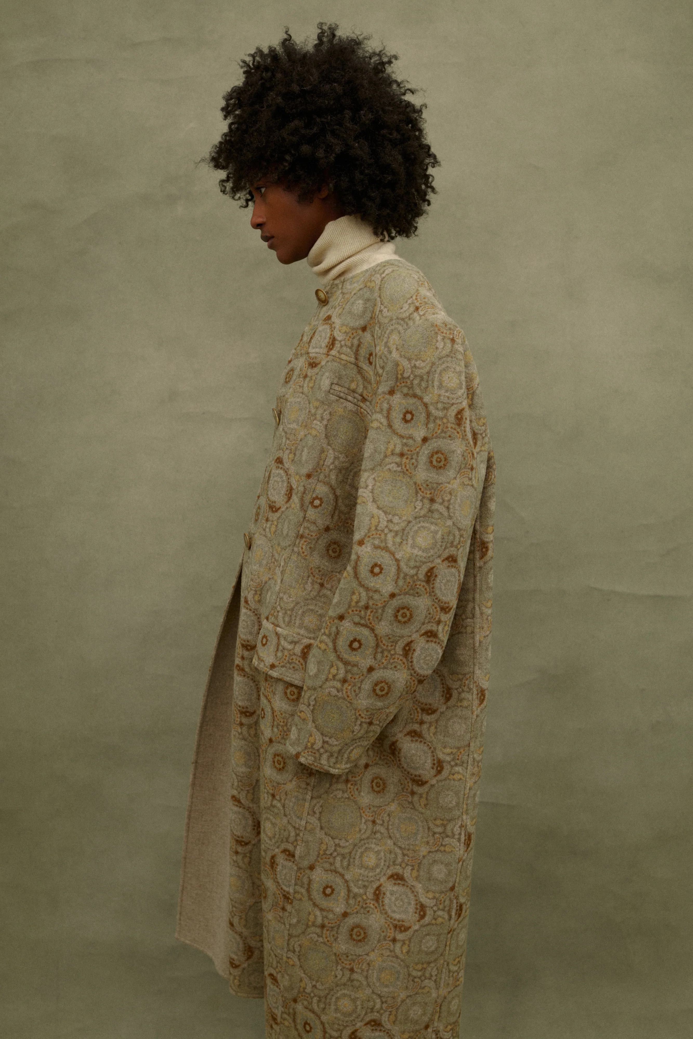 Bill Blass Wool Coat - Image 30