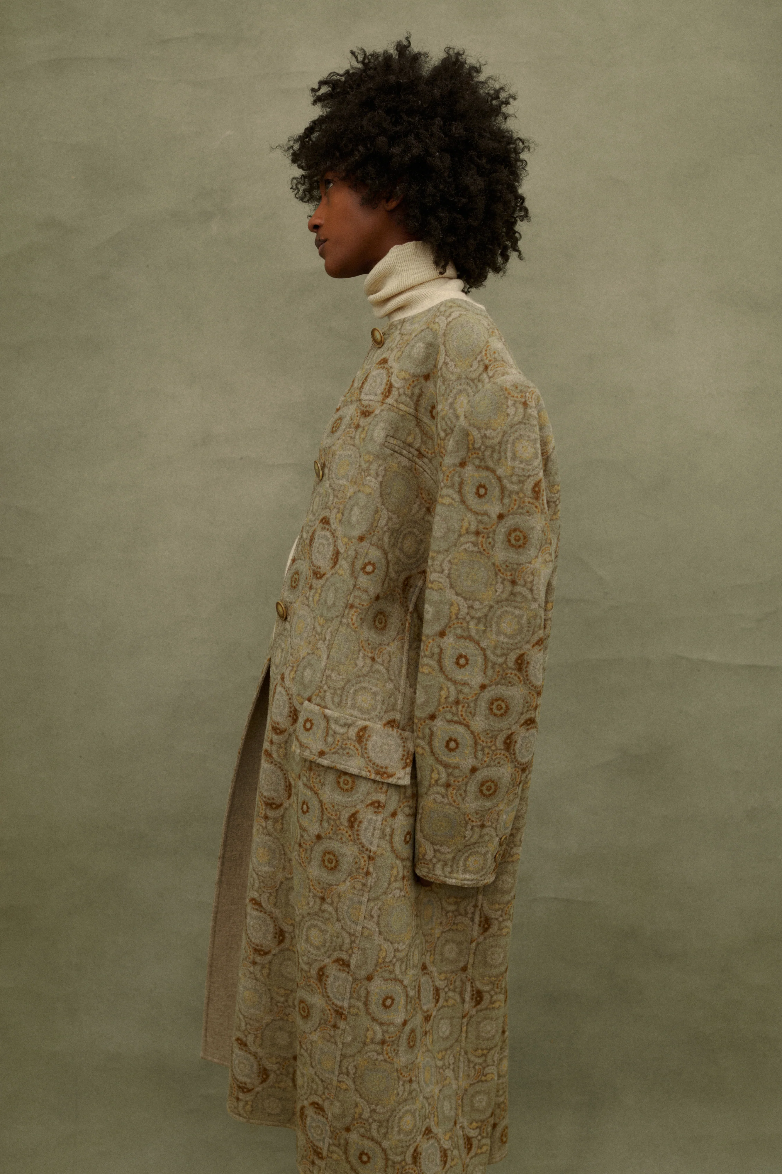 Bill Blass Wool Coat - Image 31