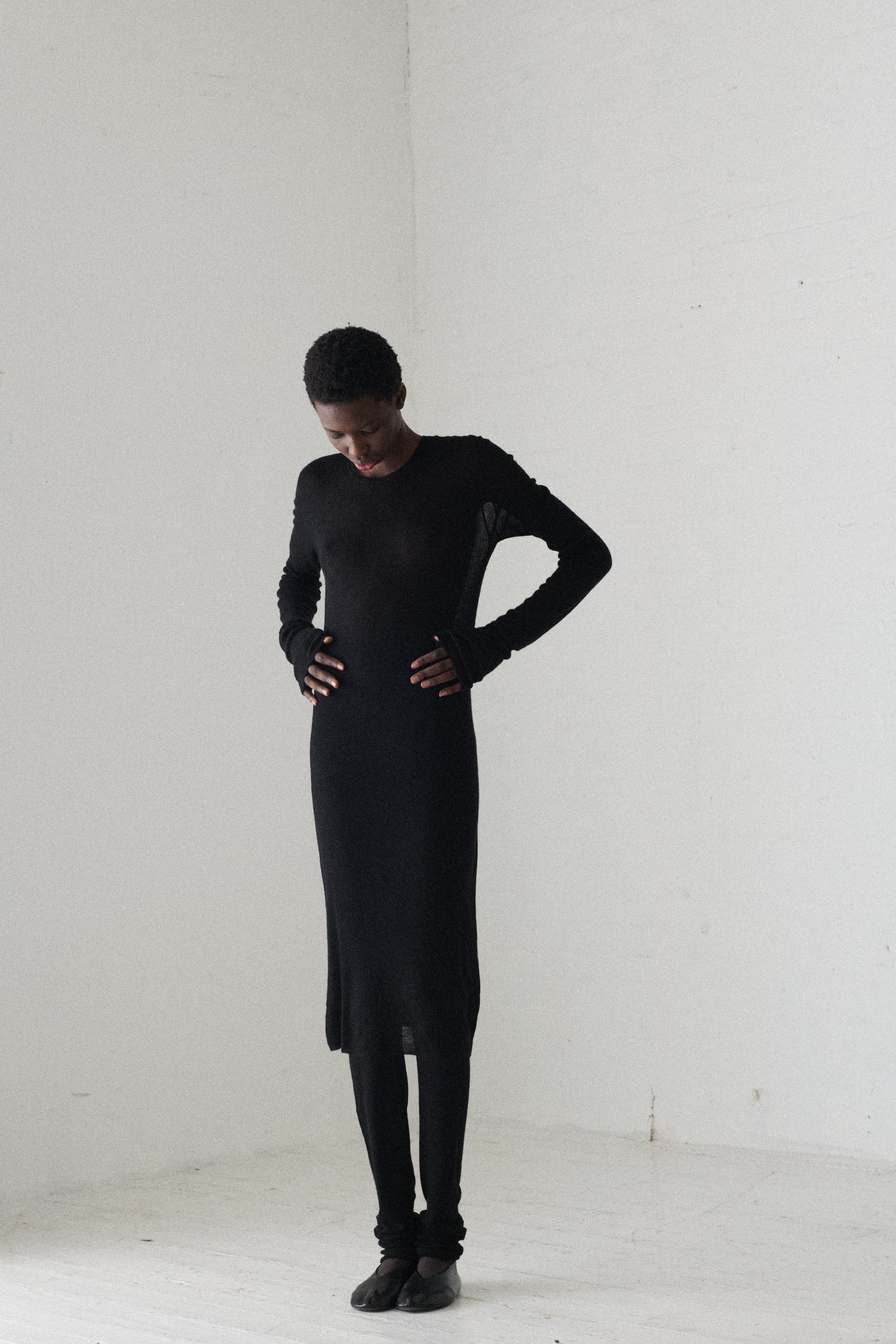 Black Cashmere Ensemble - Image 6