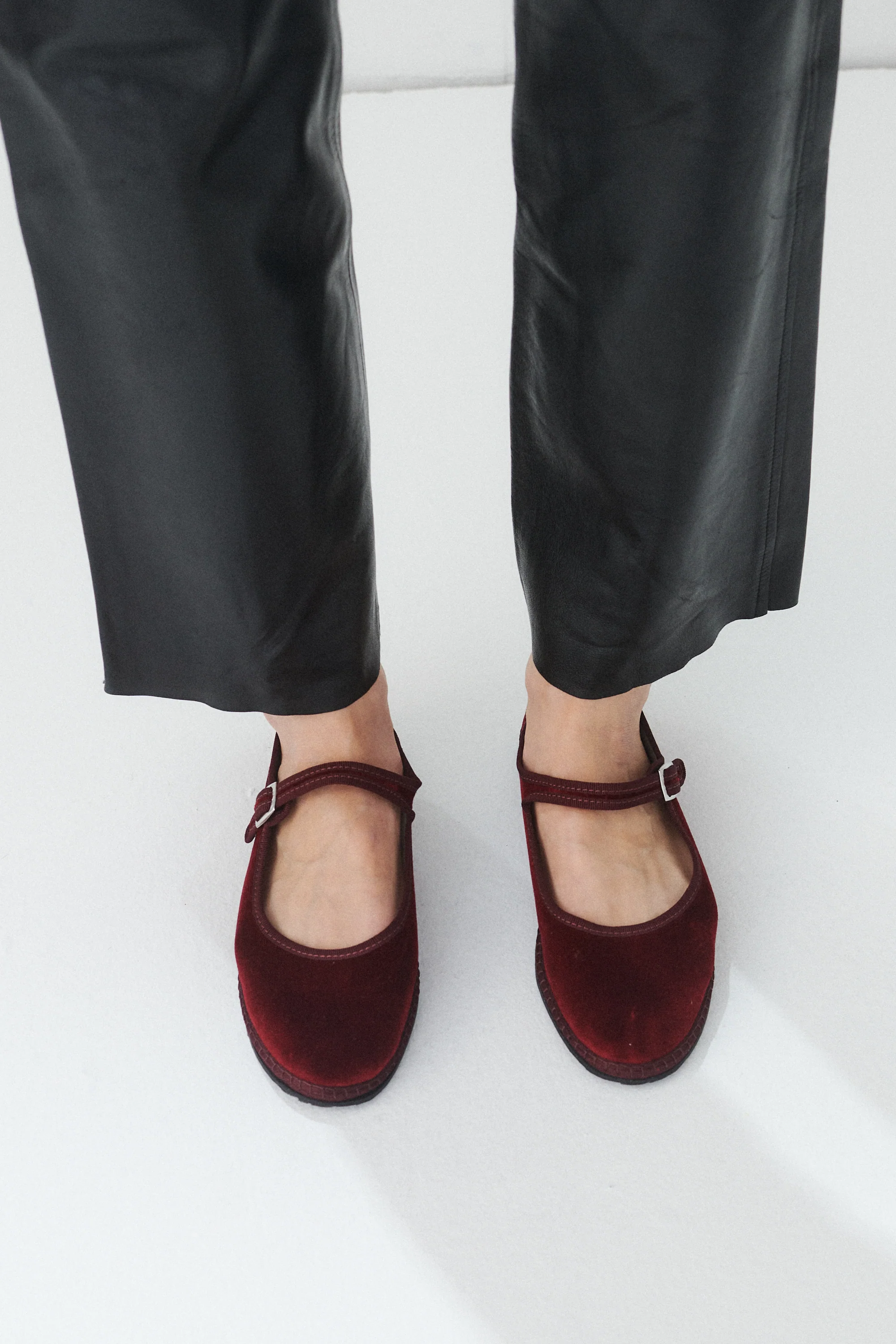 Vibi Venezia Velvet Mary Janes - Bordeux - Image 5
