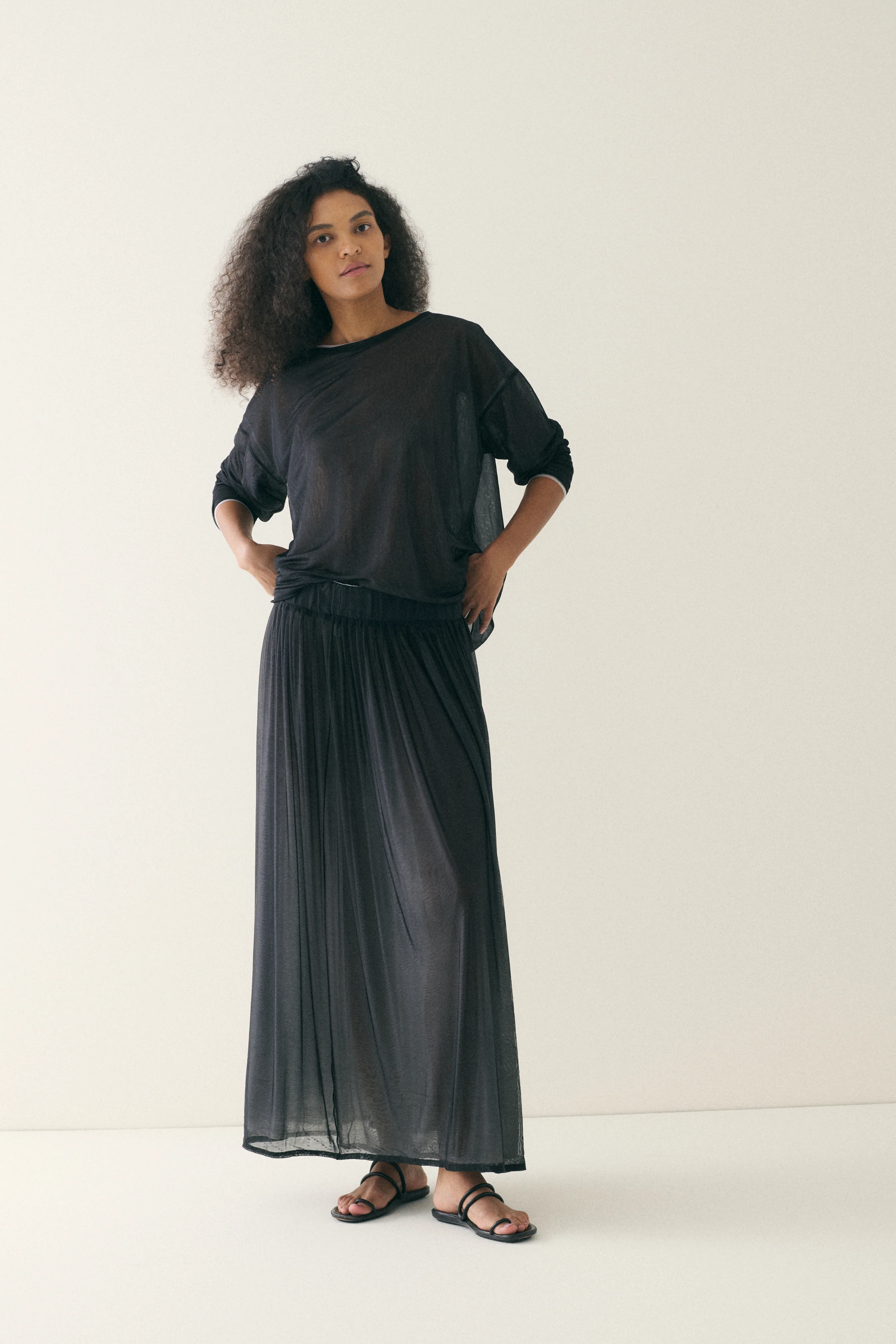Dolce & Gabbana Layered Mesh Ensemble - Image 13