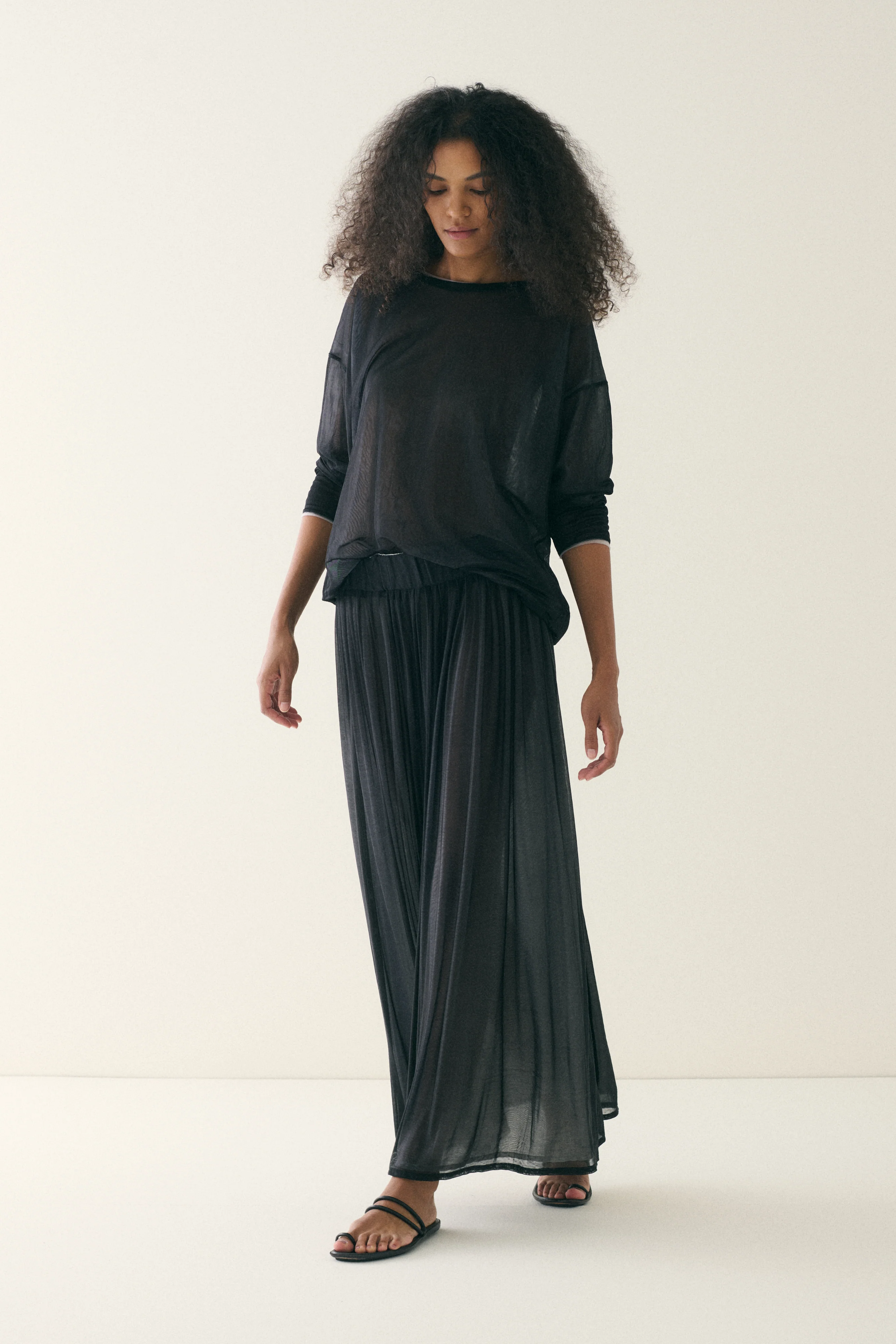 Dolce & Gabbana Layered Mesh Ensemble - Image 3