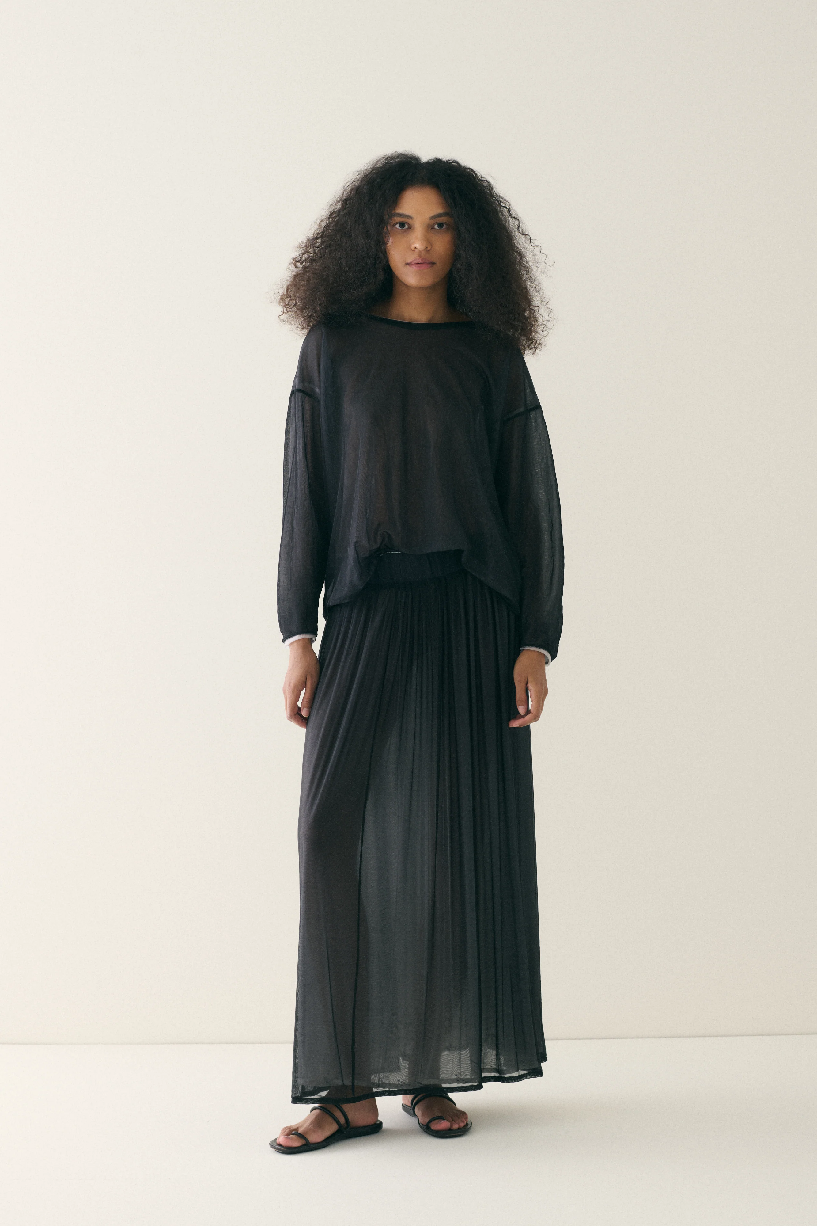 Dolce & Gabbana Layered Mesh Ensemble - Image 7