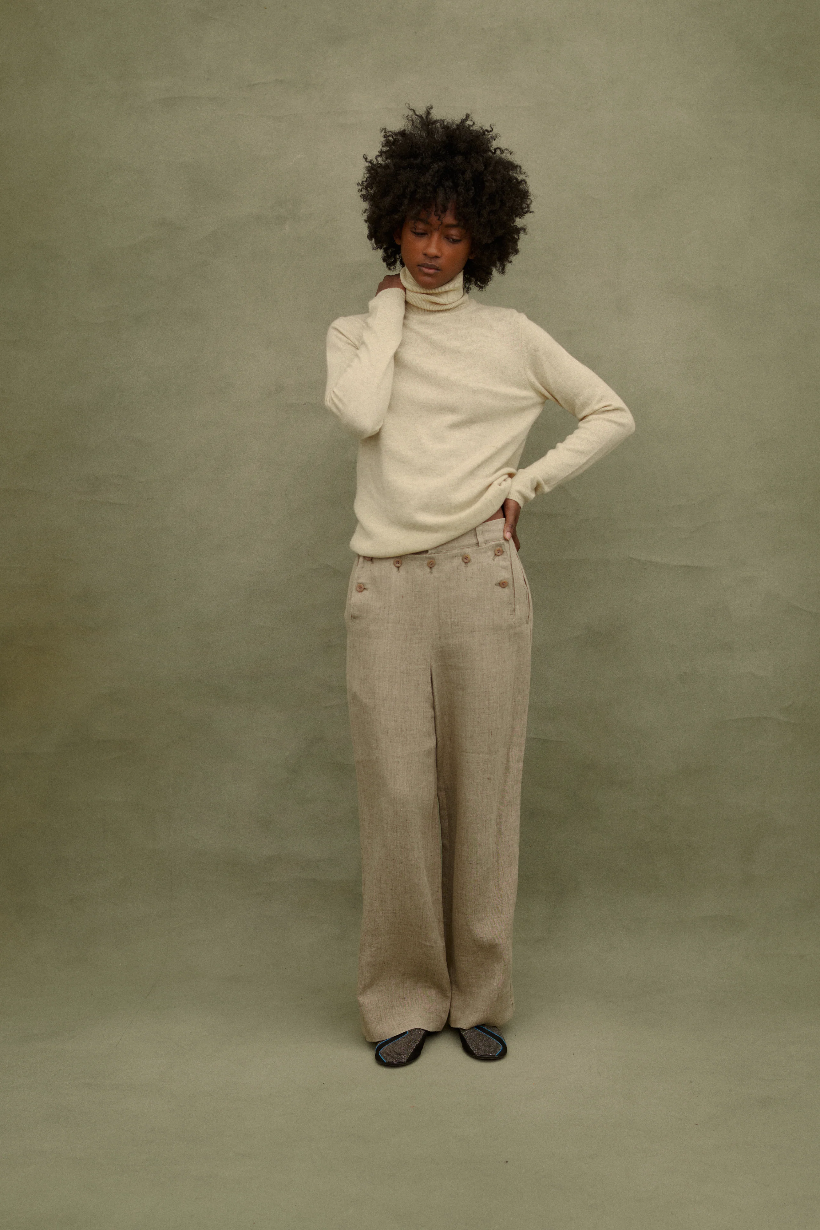 Henri Bendel Cashmere Turtleneck - Image 10