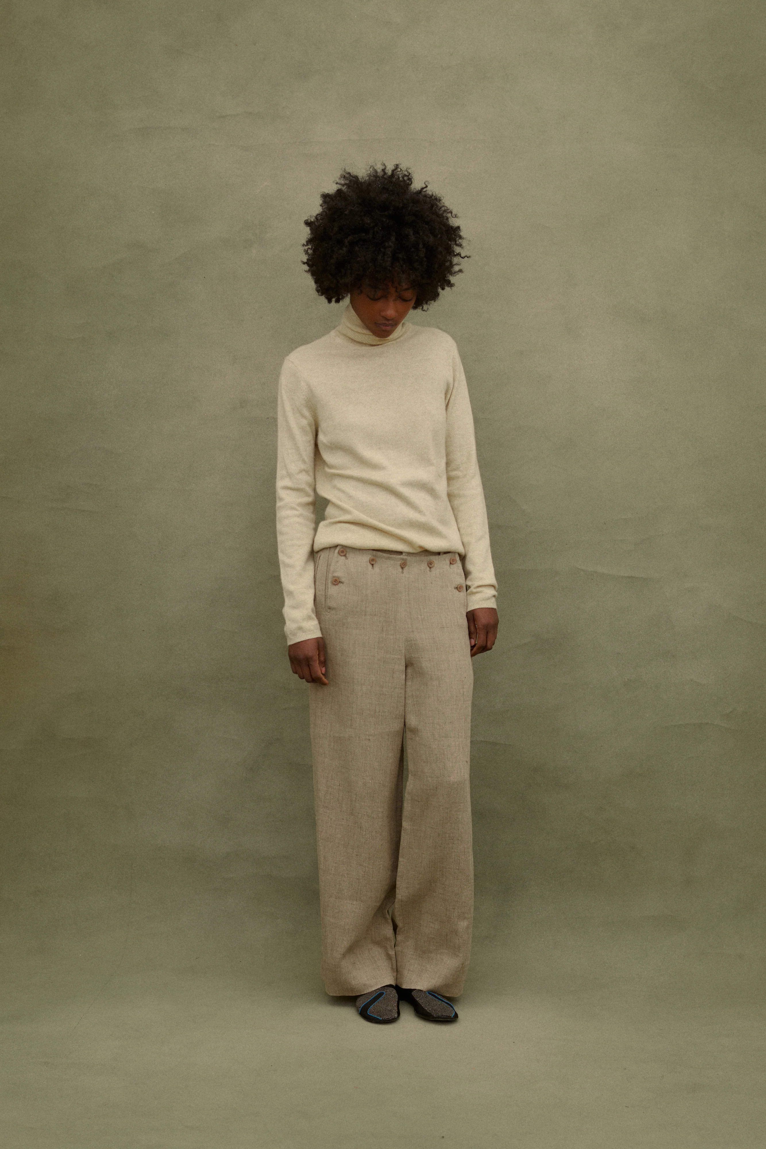 Henri Bendel Cashmere Turtleneck - Image 3