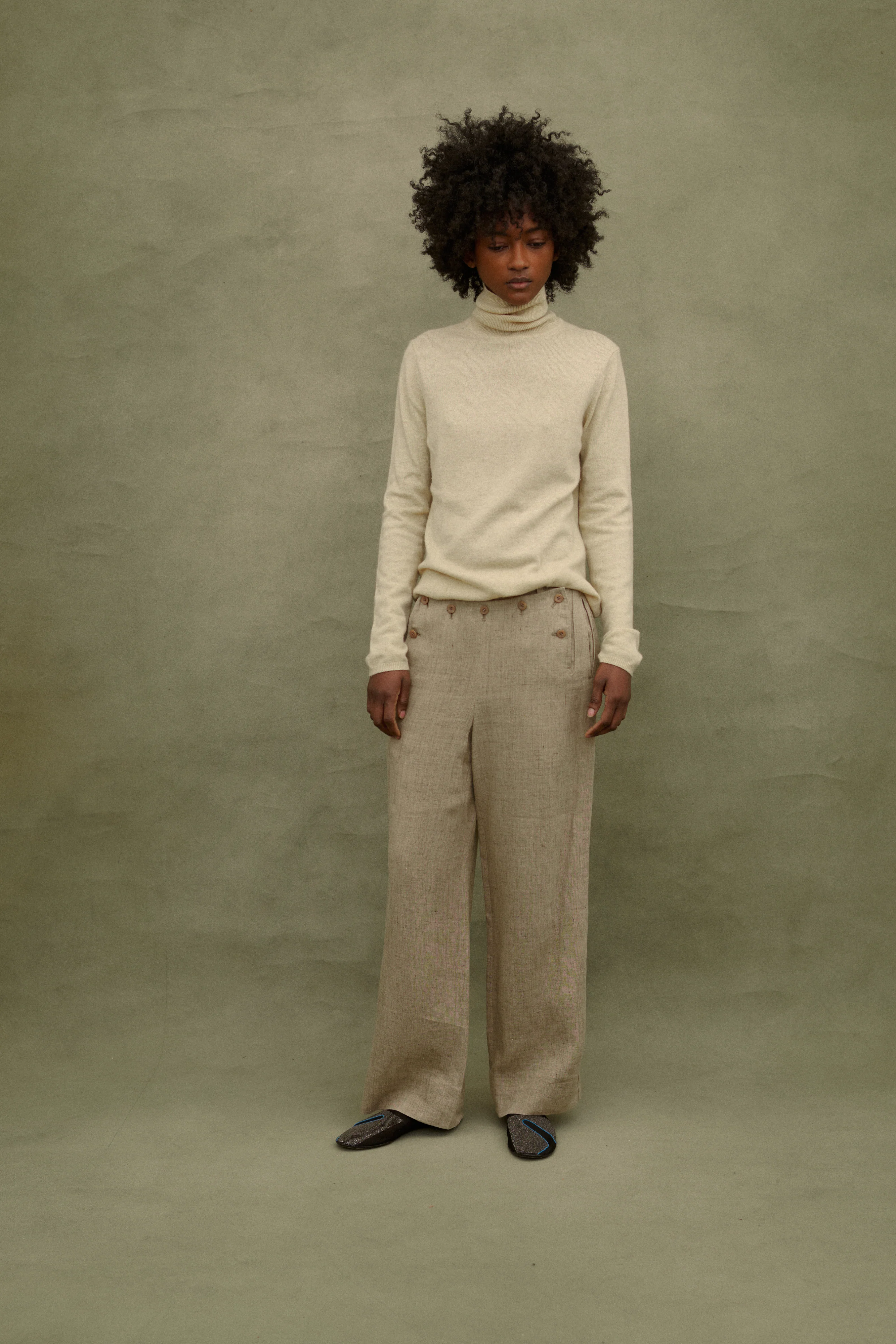 Henri Bendel Cashmere Turtleneck - Image 9