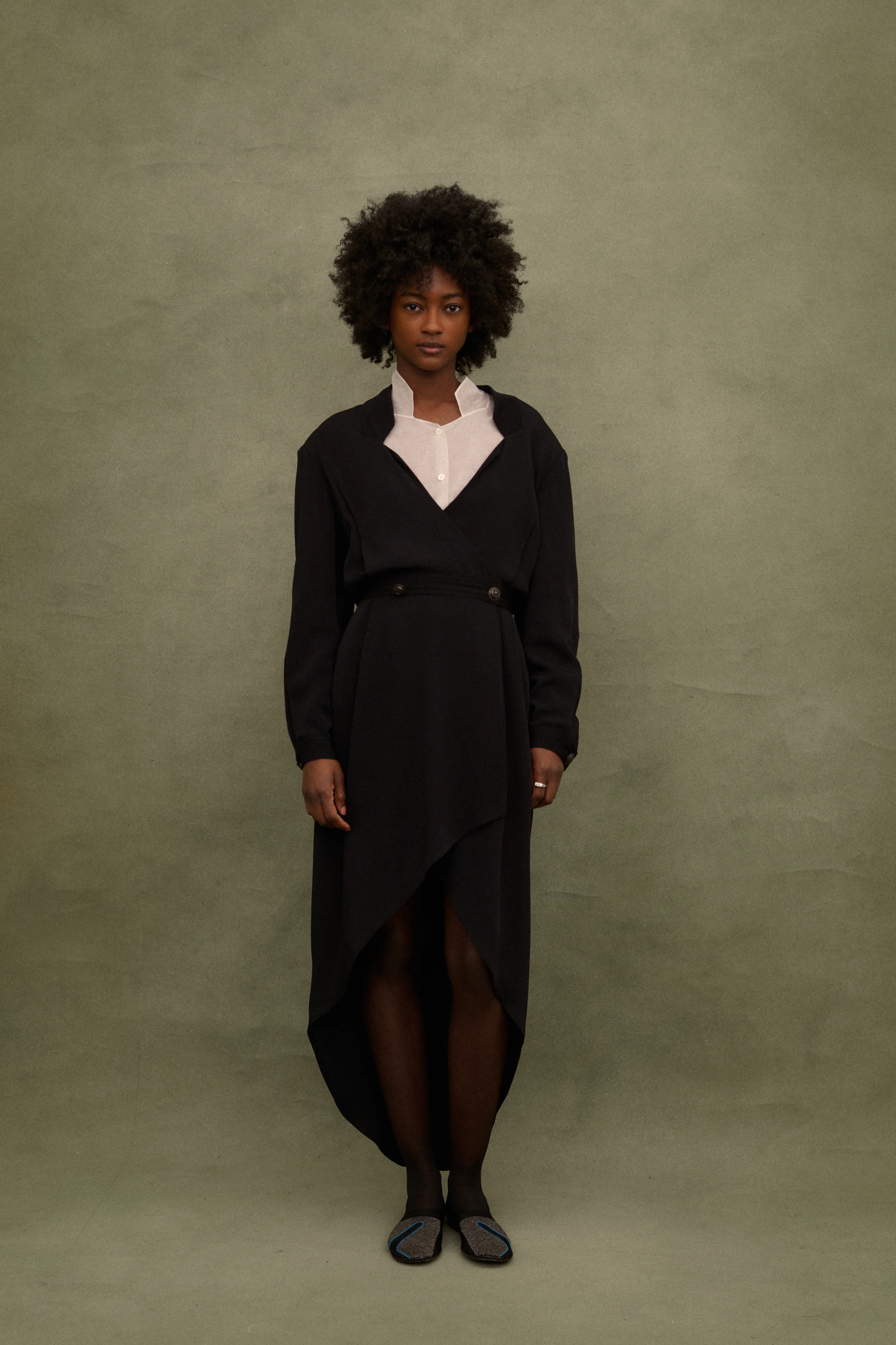 Ozbek Black Tunic - Image 4