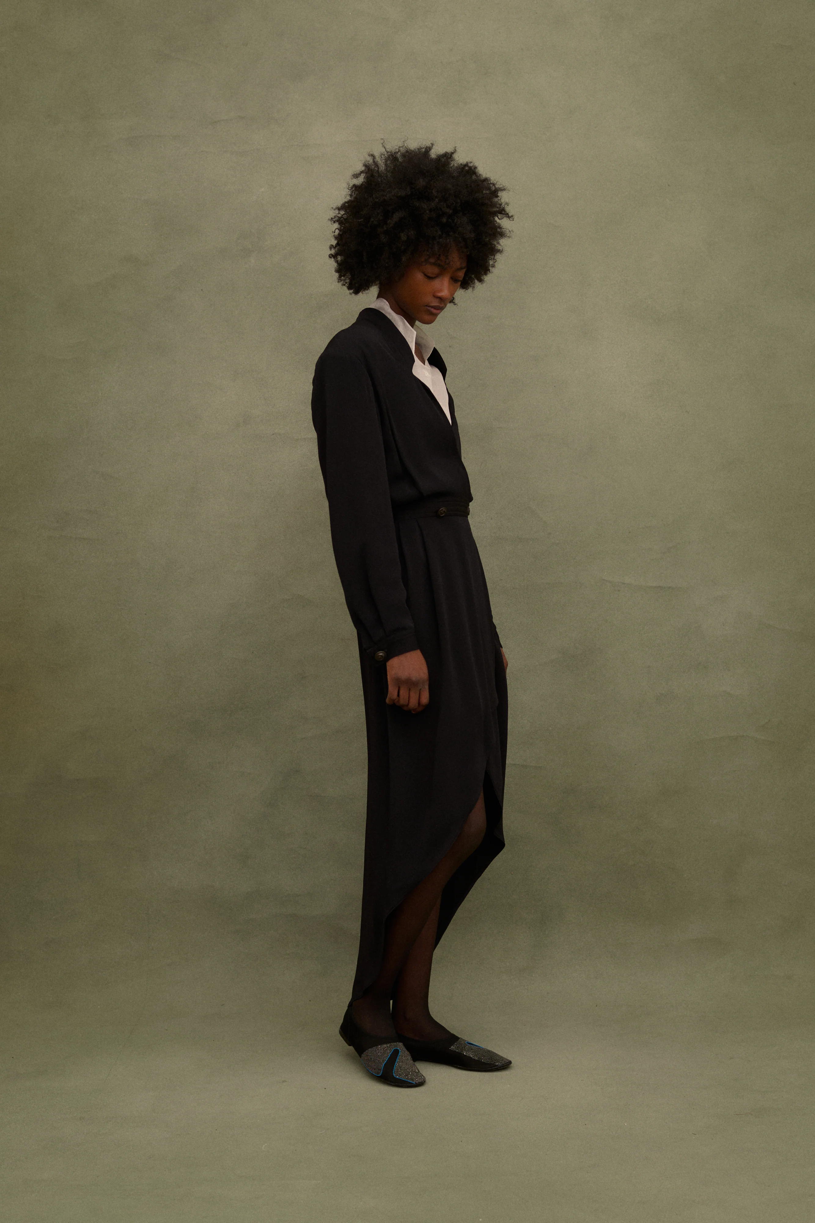 Ozbek Black Tunic - Image 5