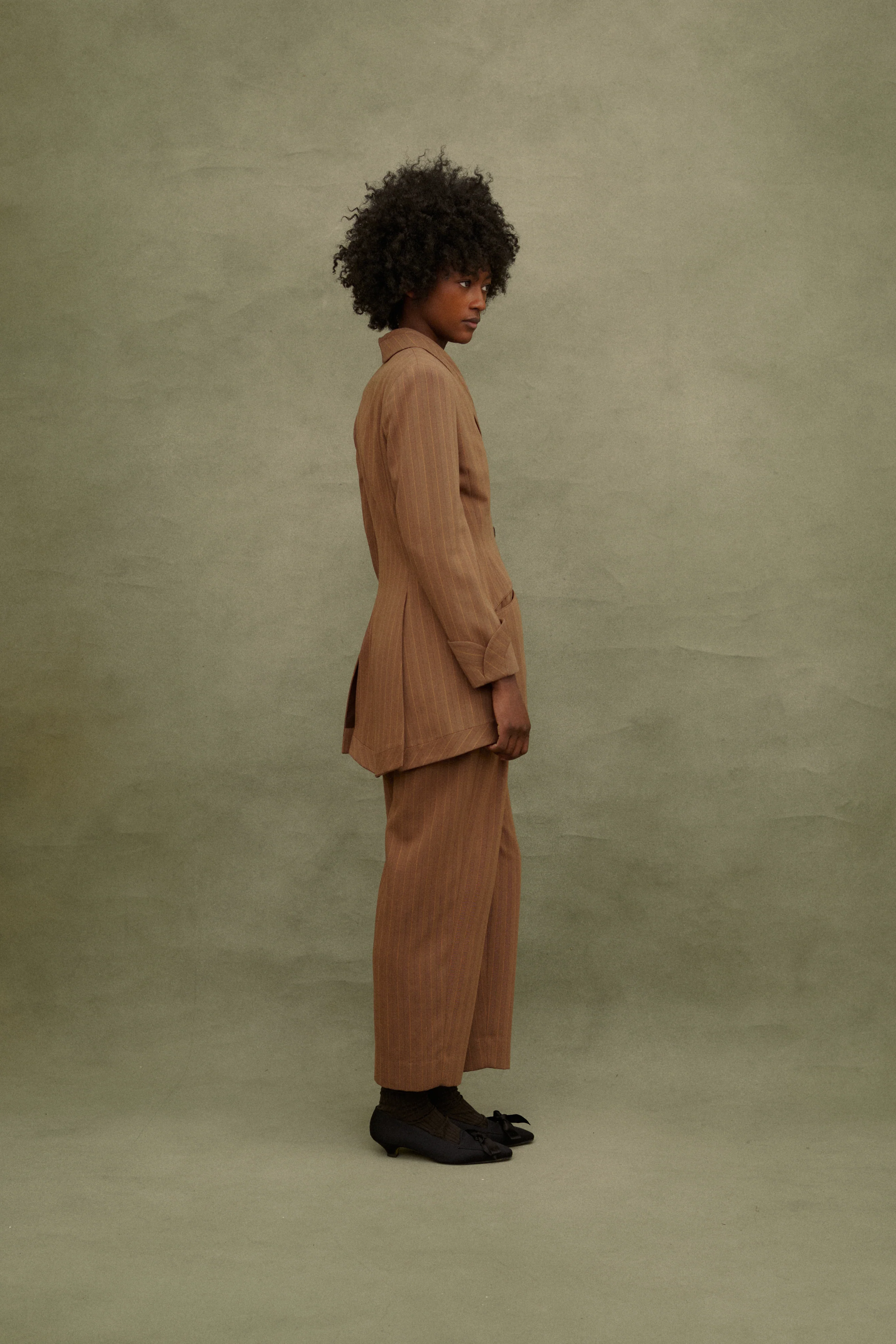 Richard Tyler Striped Suit - Image 10