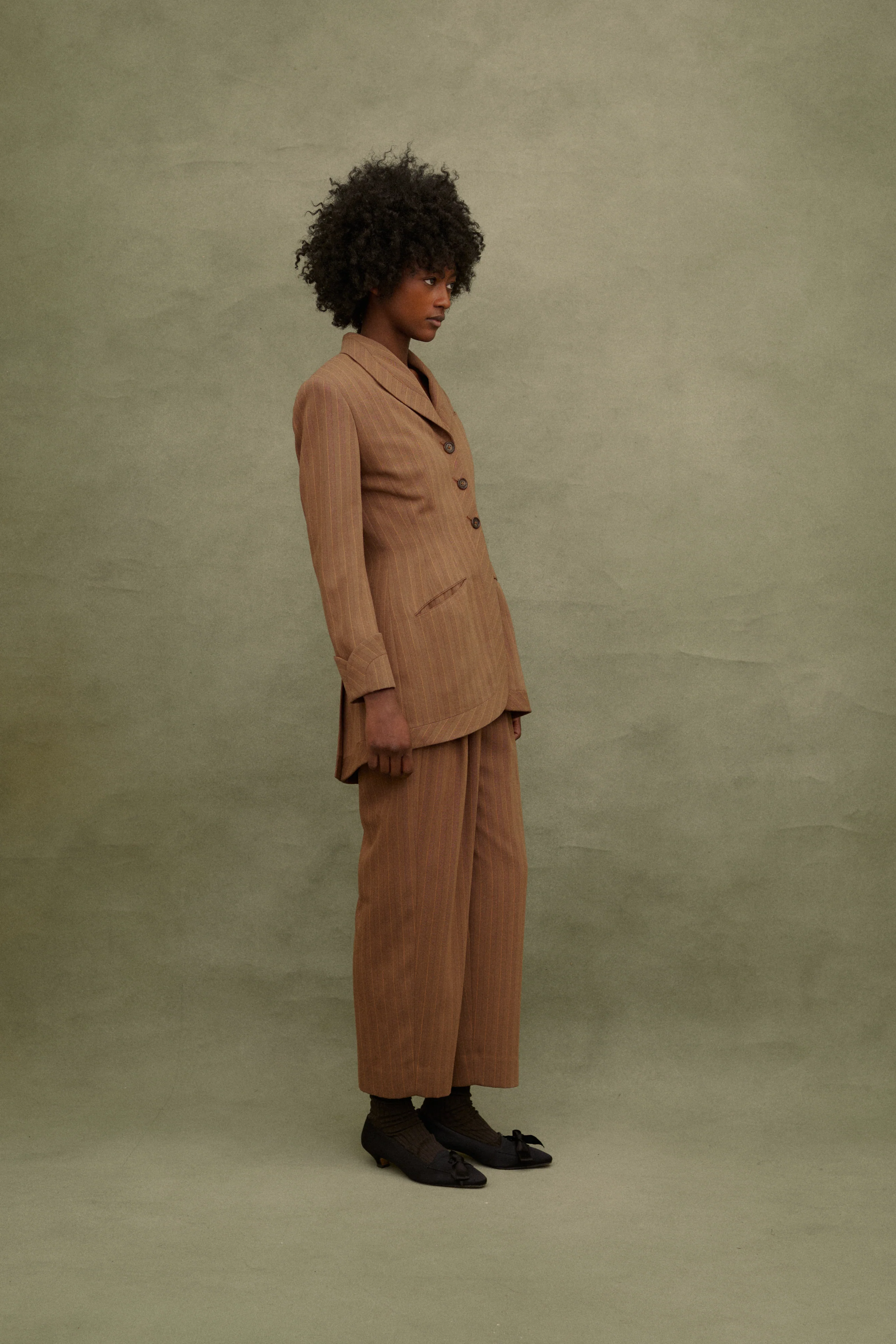 Richard Tyler Striped Suit - Image 4
