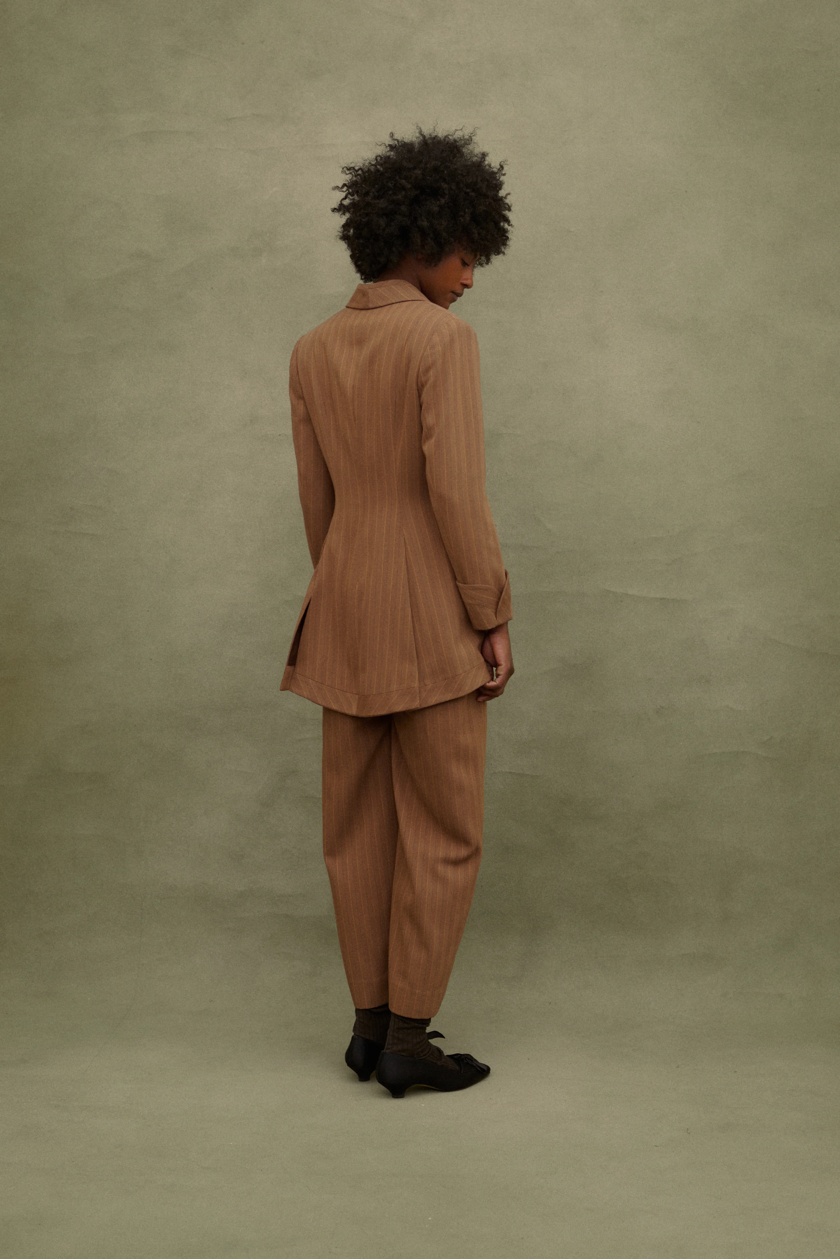 Richard Tyler Striped Suit - Image 6