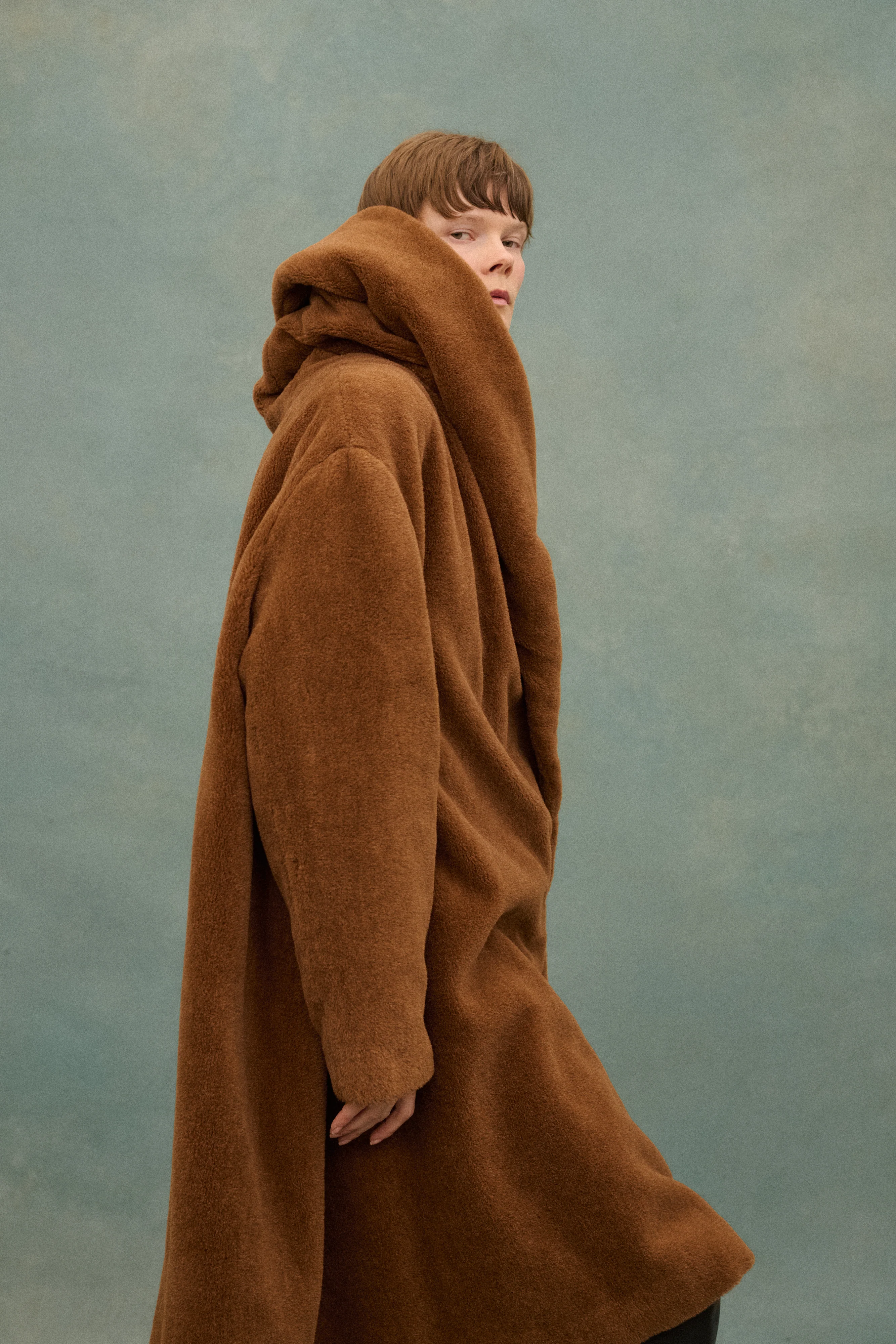 1980s Romeo Gigli Teddy Opera Coat - Image 16
