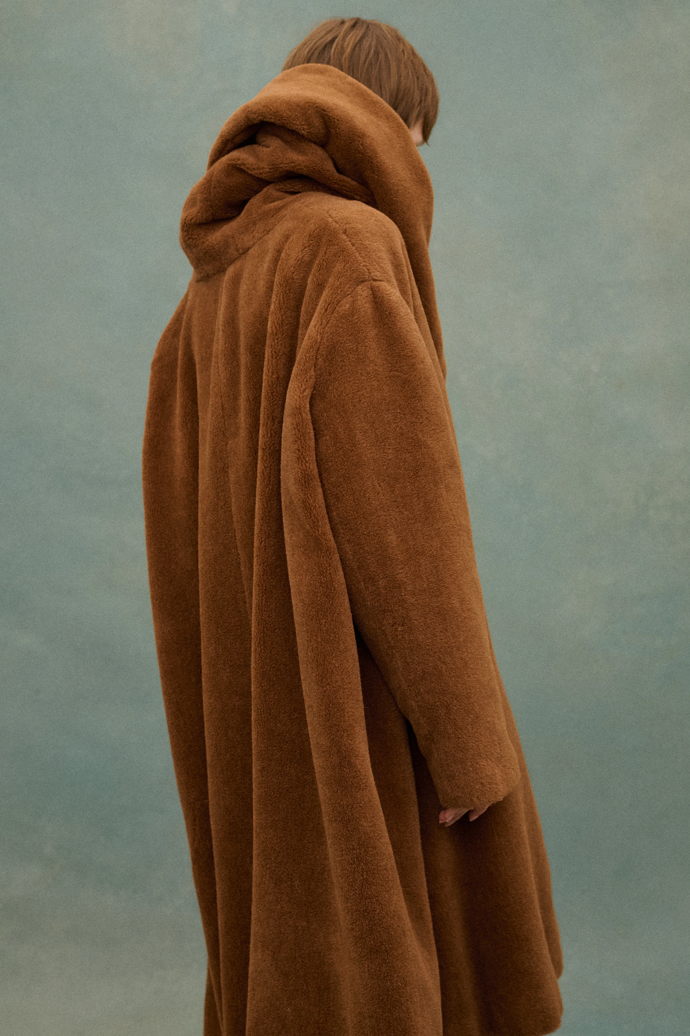1980s Romeo Gigli Teddy Opera Coat - Image 17