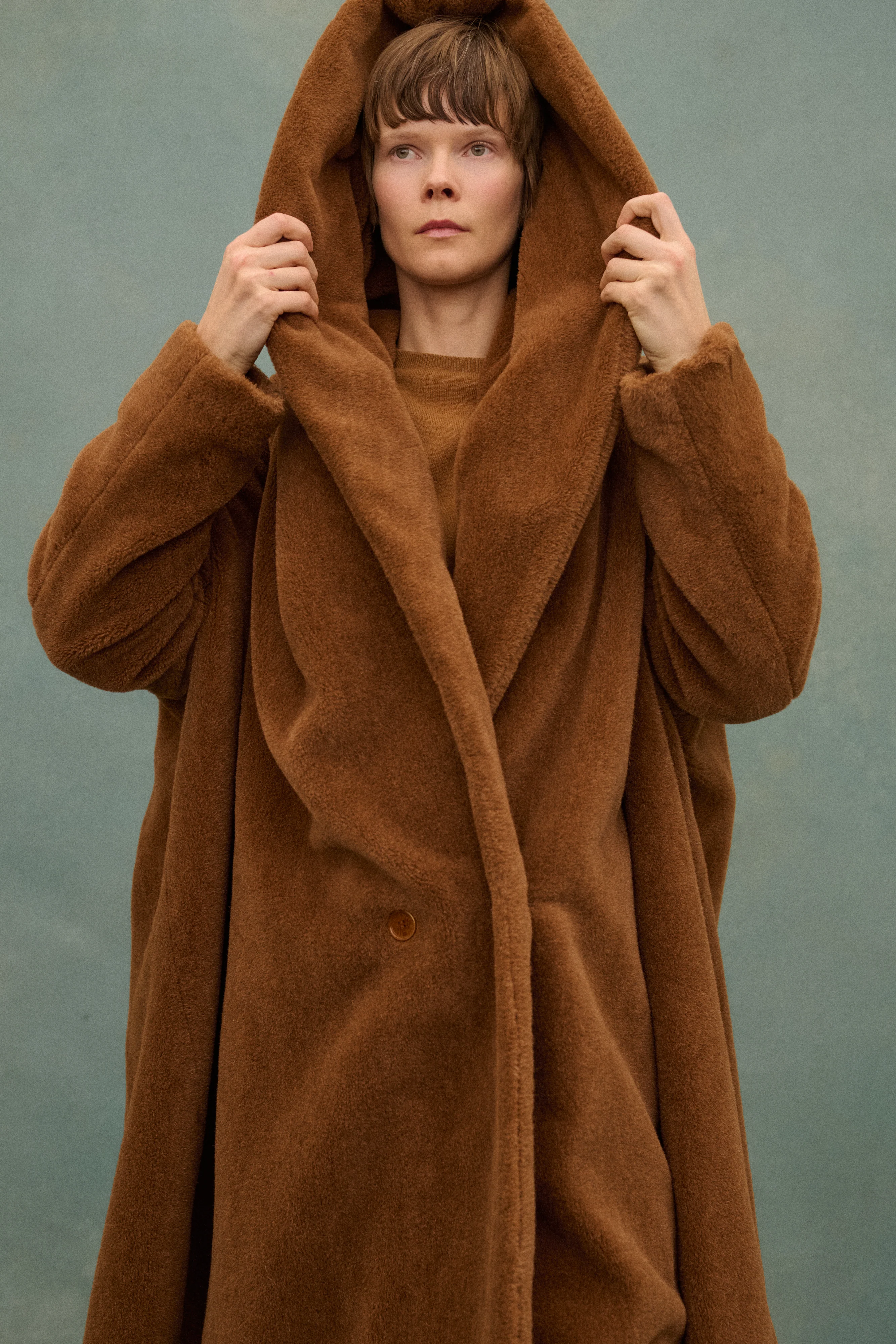 1980s Romeo Gigli Teddy Opera Coat - Image 19
