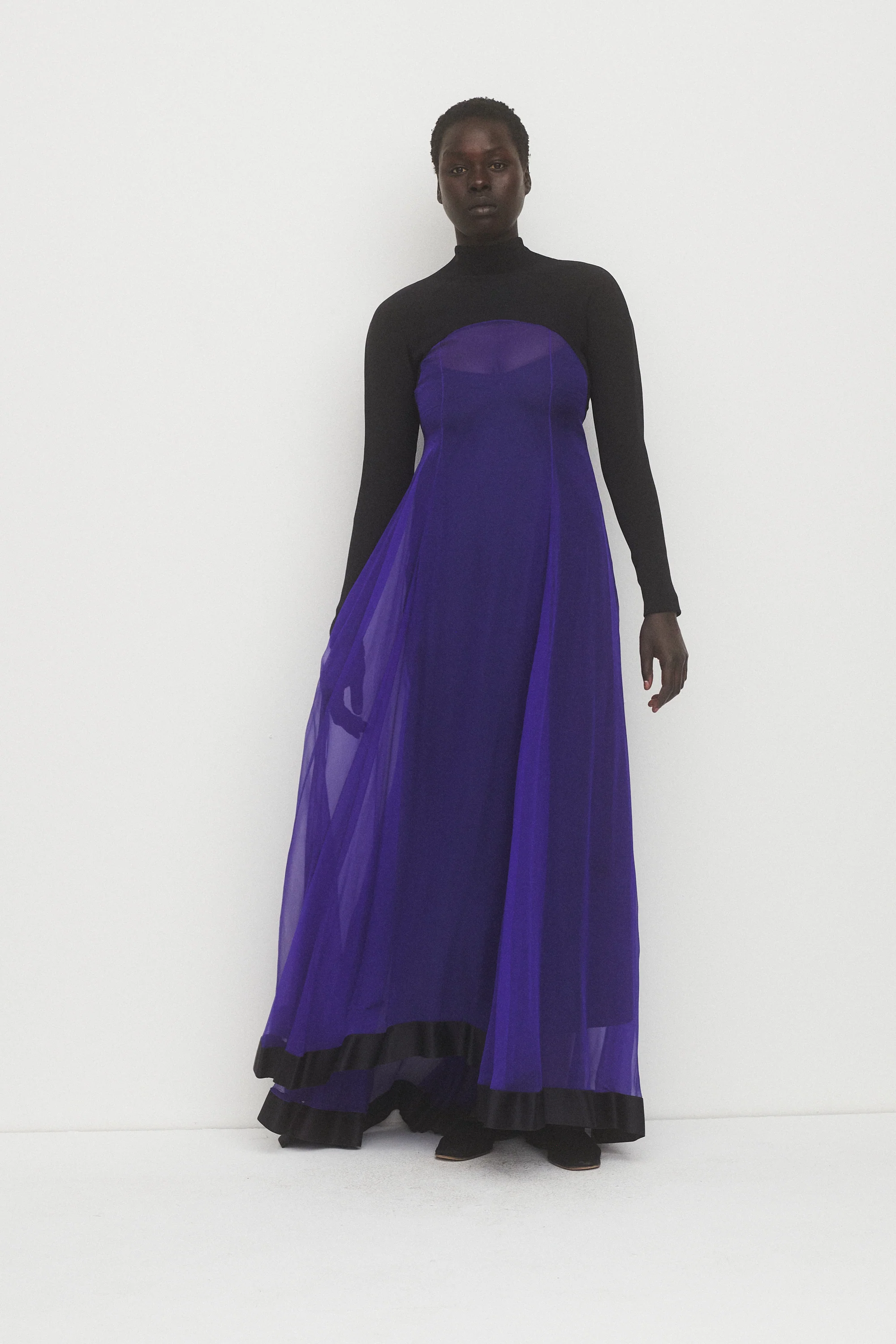Geoffrey Beene Ultra Violet Gown - Image 13