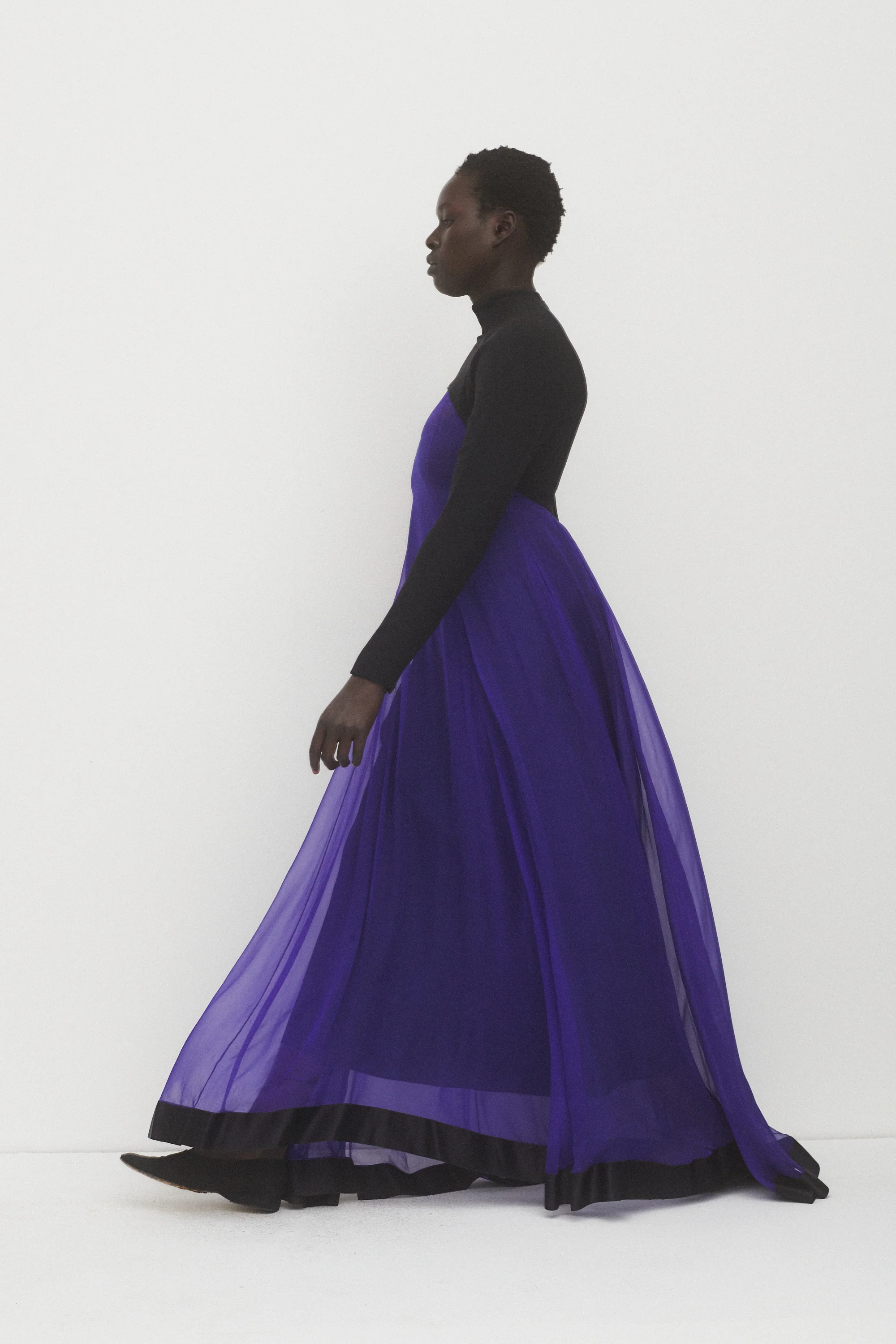 Geoffrey Beene Ultra Violet Gown - Image 14