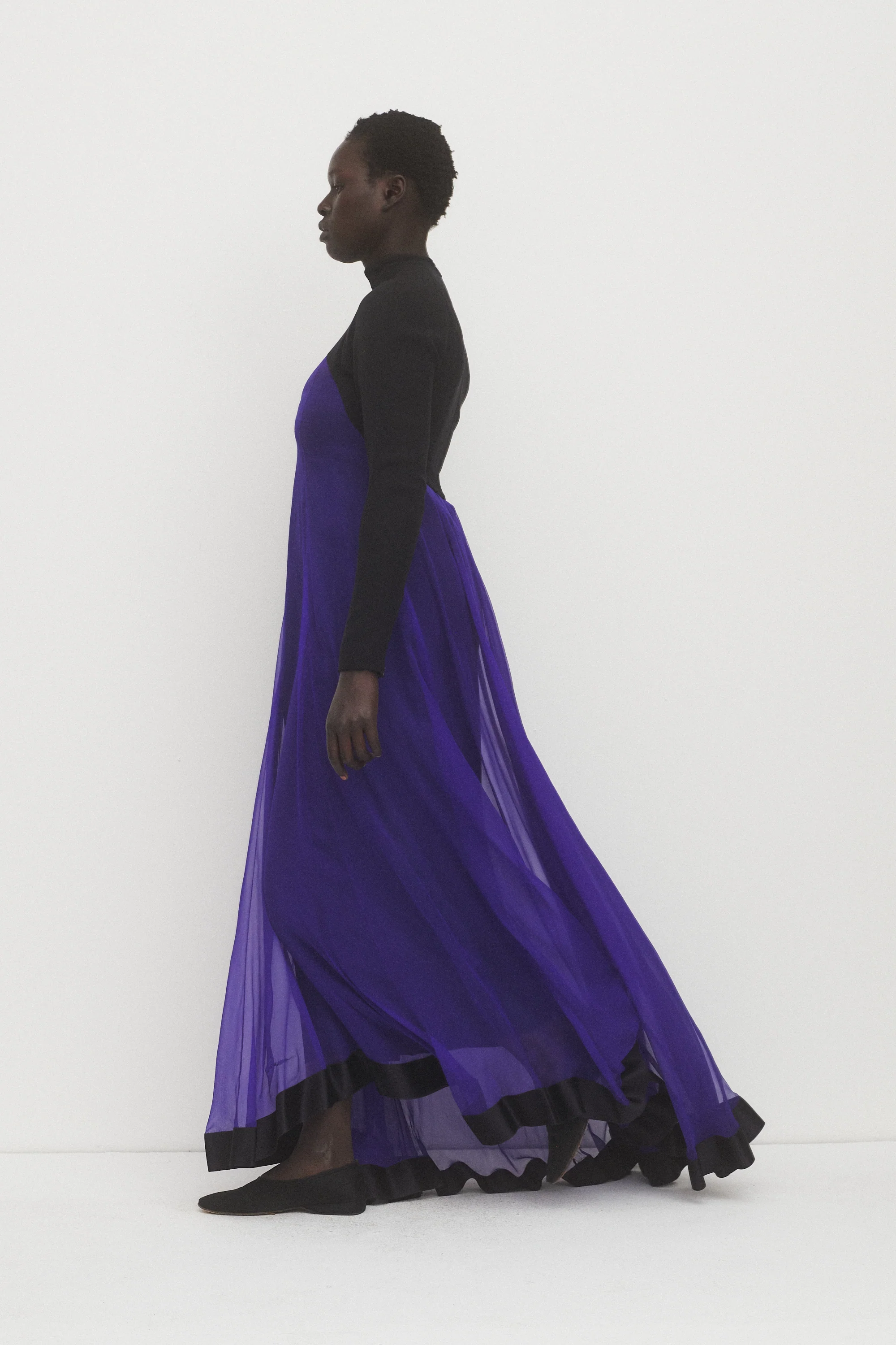 Geoffrey Beene Ultra Violet Gown - Image 15