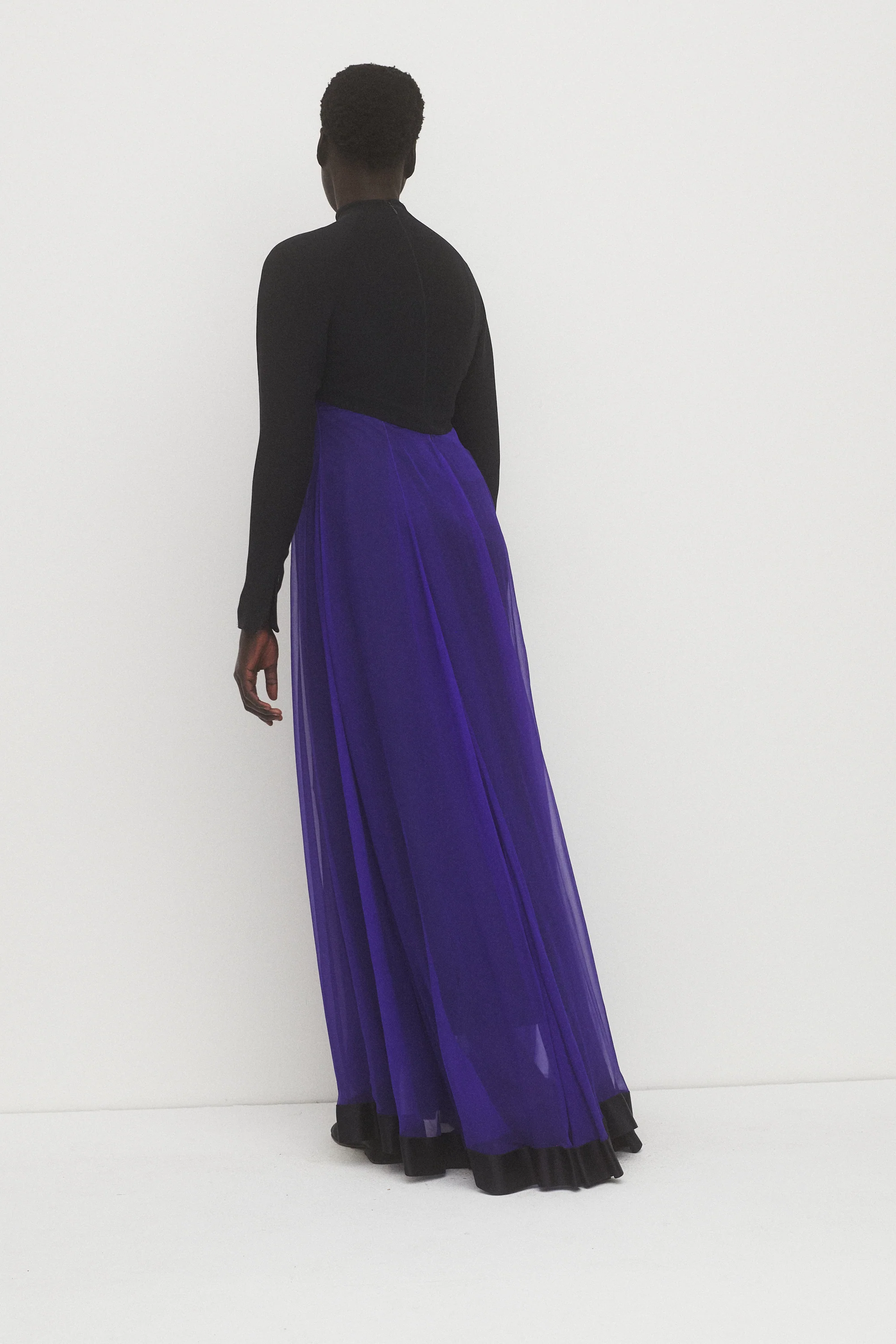 Geoffrey Beene Ultra Violet Gown - Image 9